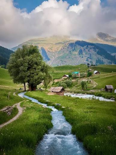 Warwan Valley remote offbeat trekking destination - Explore Kashmir Comfortably